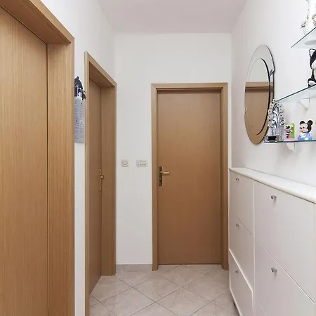 Apartment Ana 433