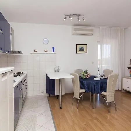 Apartment Ana 433